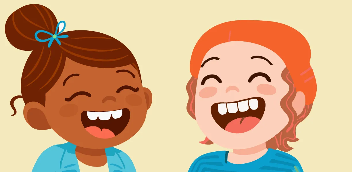 Deux enfants heureux rient.